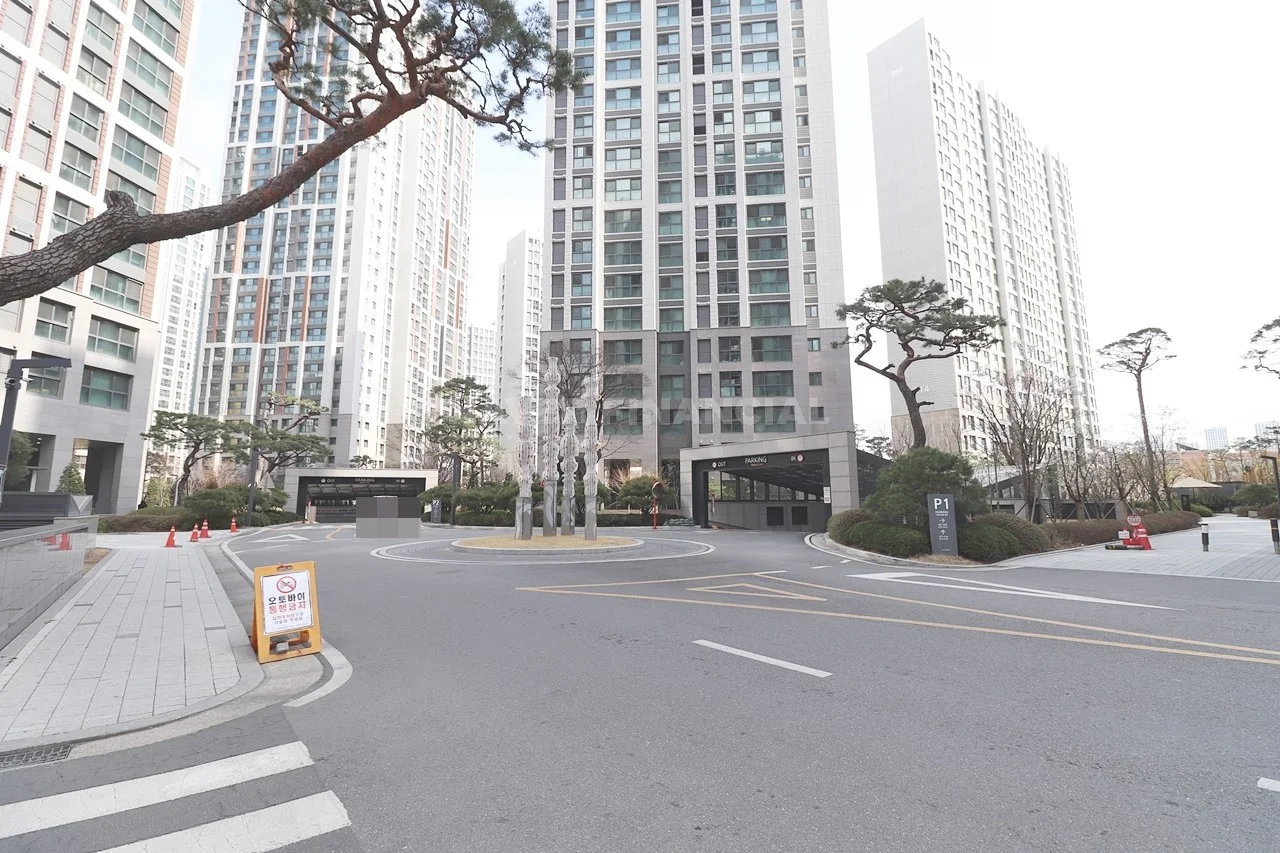 지하주차장입구